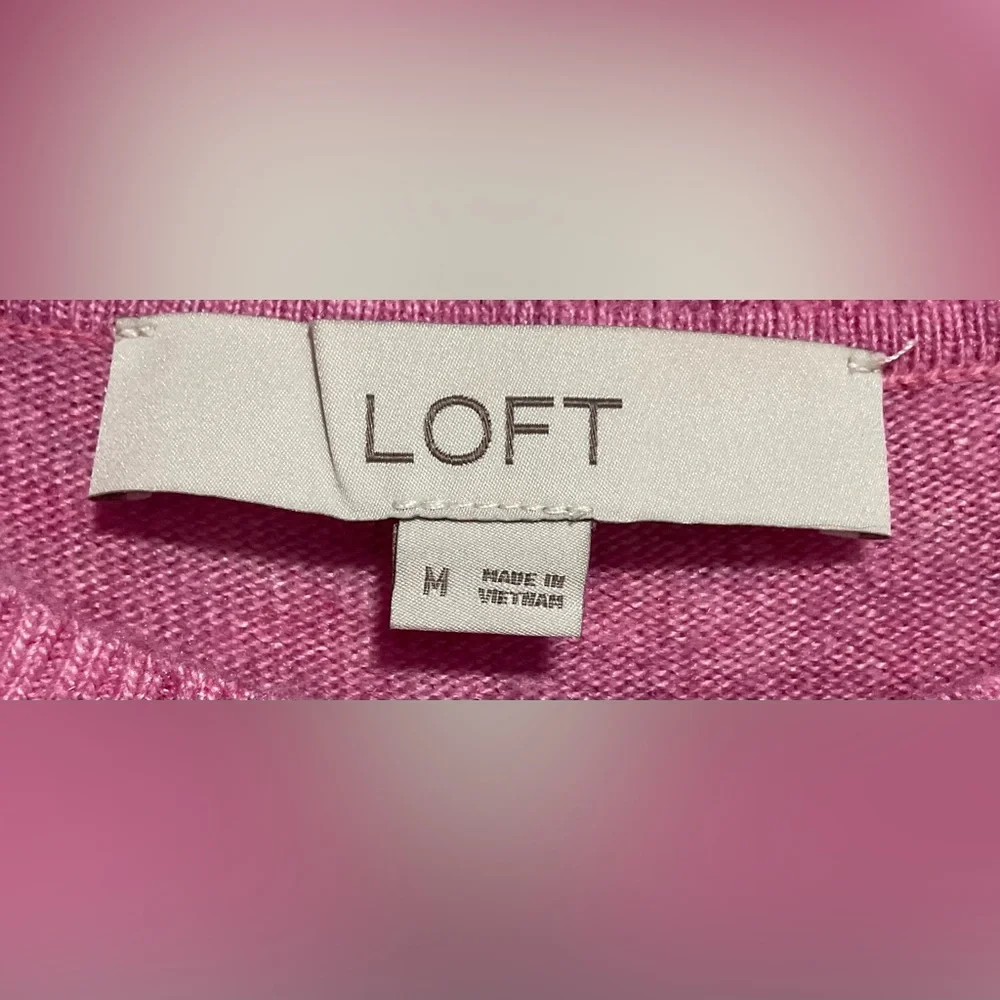LOFT Women’s Sweater - Size M - Pink Eyelet Detail - Picture 3 of 3